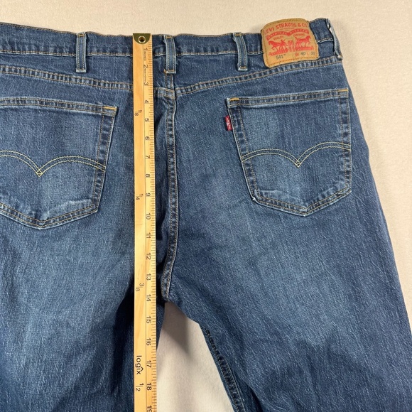 Levis Jeans Mens 40x30 Blue 541 Straight Leg Medium Wash - Picture 10 of 13